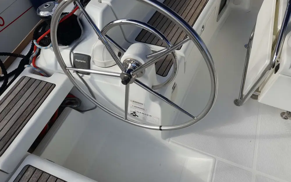 slider 5 Jeanneau Sun Odyssey 409