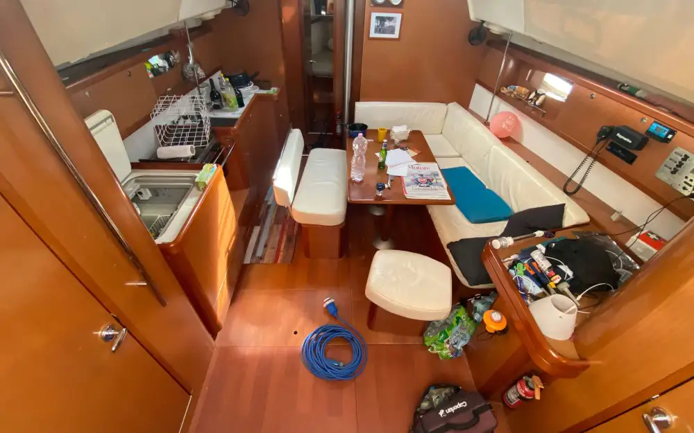 slider 40 Beneteau Oceanis 43