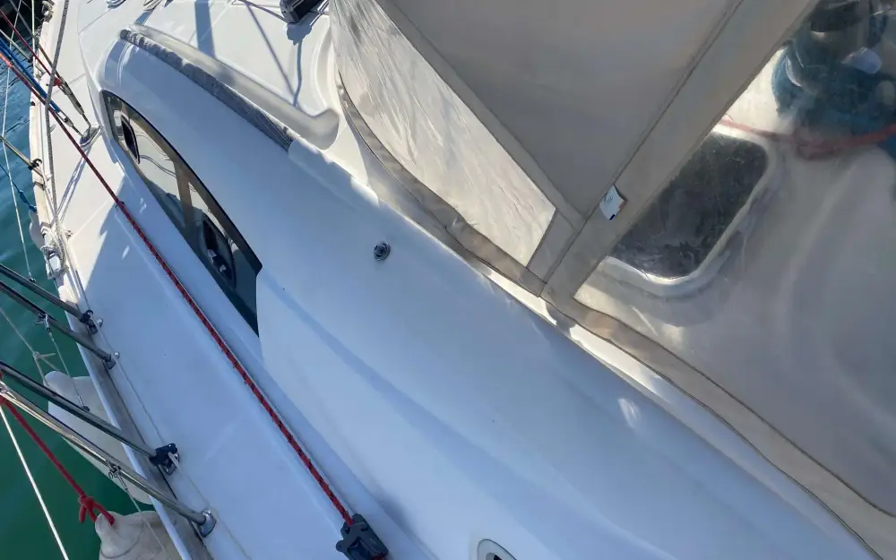 slider 49 Beneteau Oceanis 43