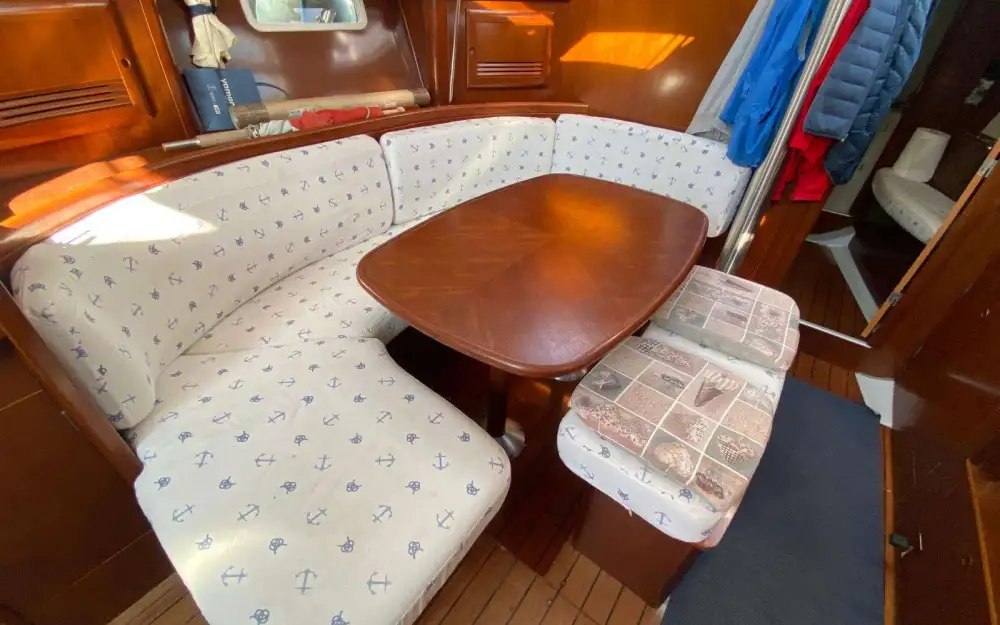 slider 13 Beneteau Oceanis 393 Clipper