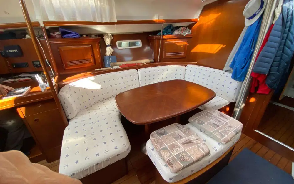 slider 28 Beneteau Oceanis 393 Clipper