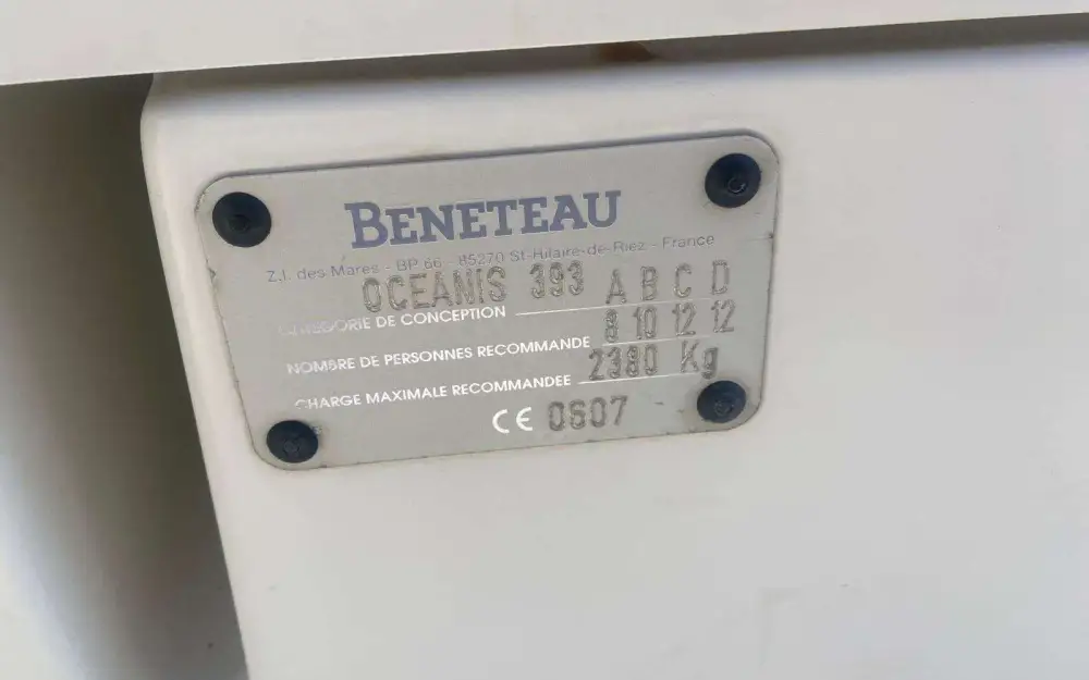 slider 44 Beneteau Oceanis 393 Clipper