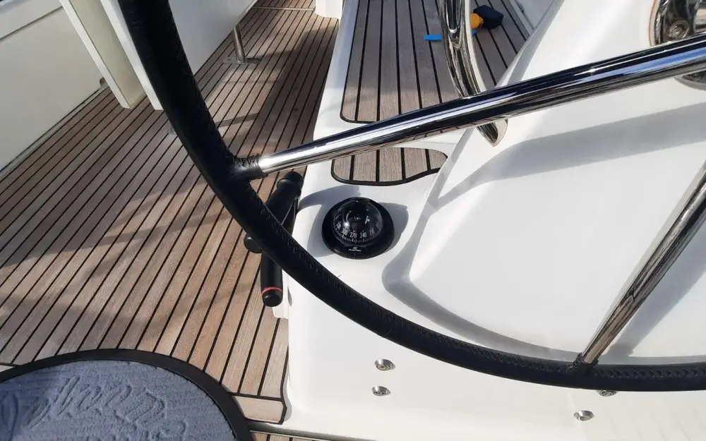 slider 12 Jeanneau Sun Odyssey 380