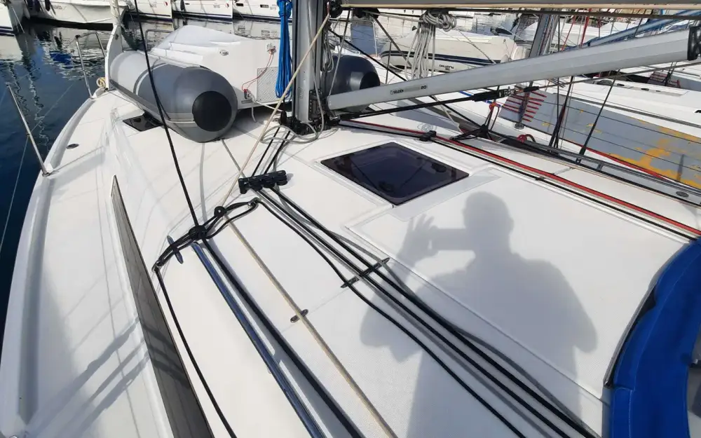 slider 19 Jeanneau Sun Odyssey 380