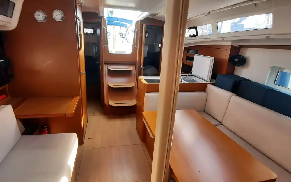 slider 36 Jeanneau Sun Odyssey 380