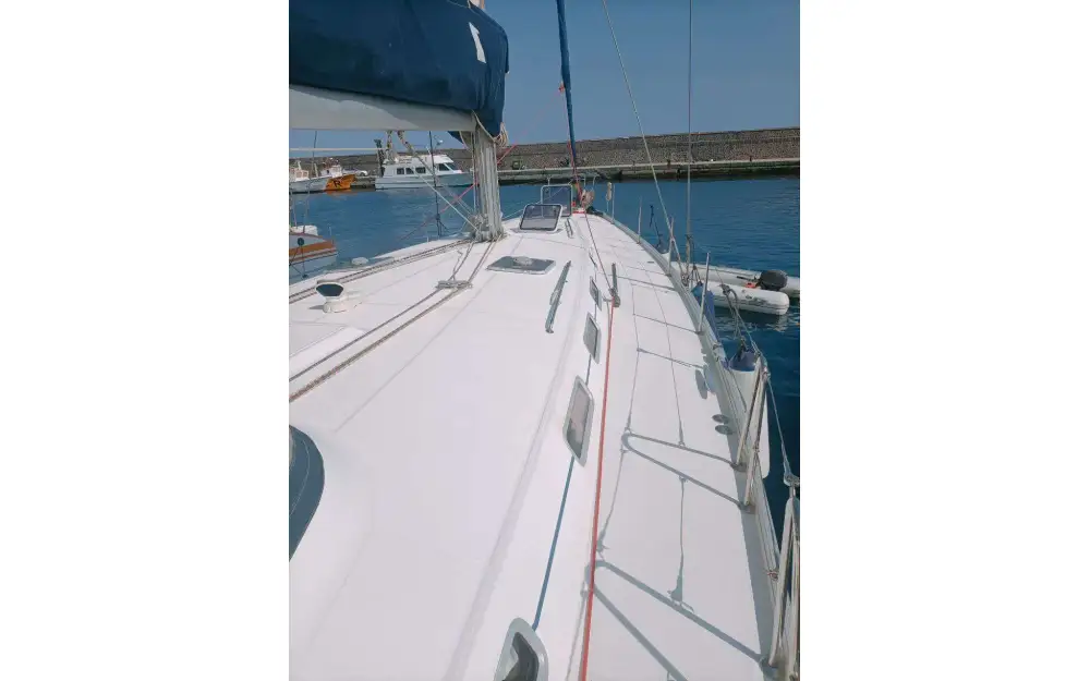slider 11 Beneteau Cyclades 50.4