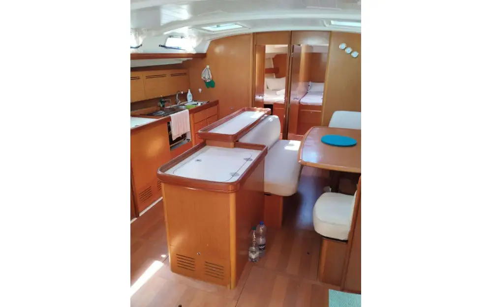 slider 16 Beneteau Cyclades 50.4
