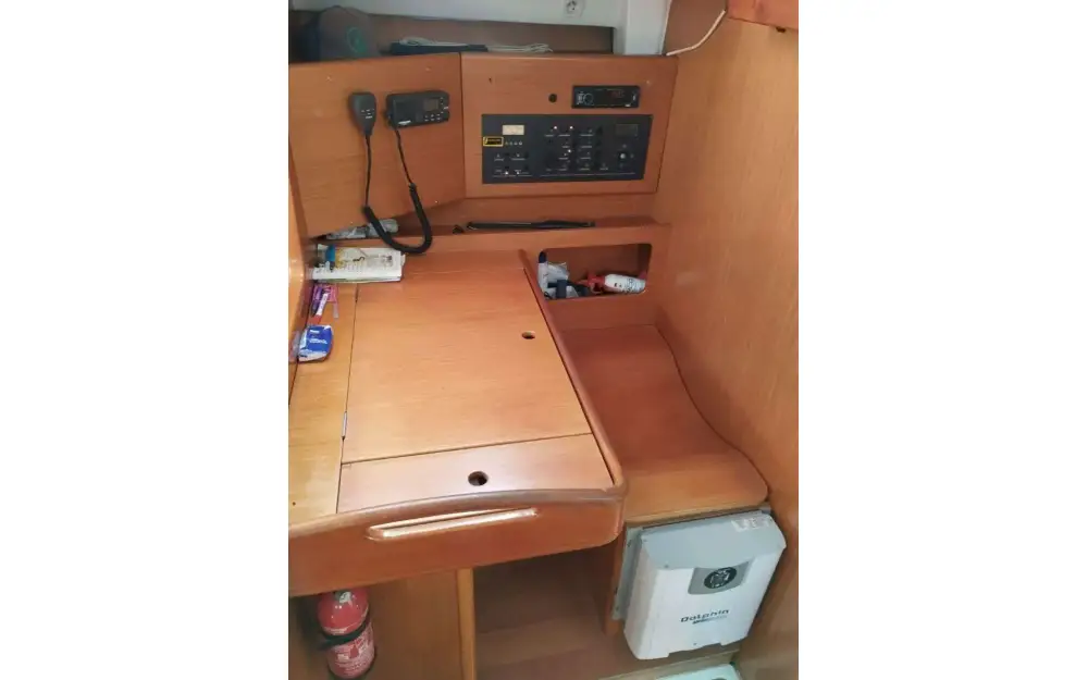 slider 5 Beneteau Cyclades 50.4