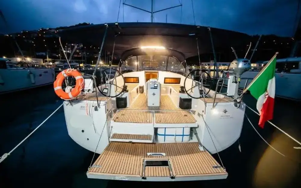 slider 1 Jeanneau Sun Odyssey 490