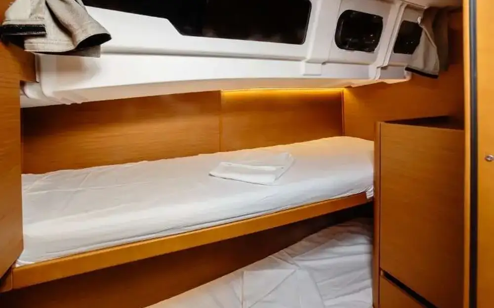slider 8 Jeanneau Sun Odyssey 490