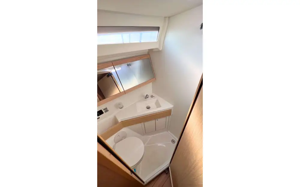 slider 1 Beneteau Oceanis 46.1