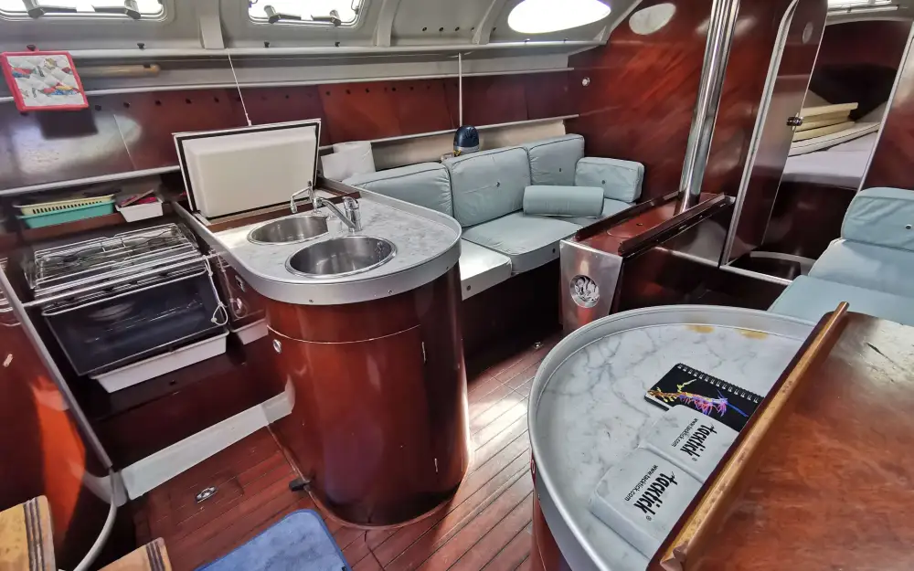 slider 7 Beneteau First 38 S5