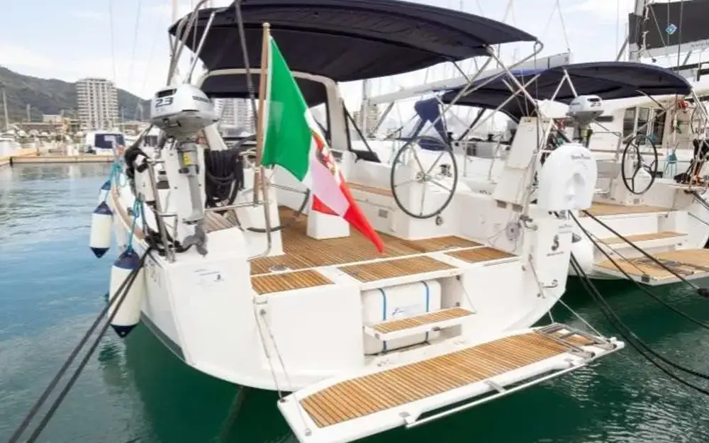 slider 0 Beneteau Oceanis 38.1