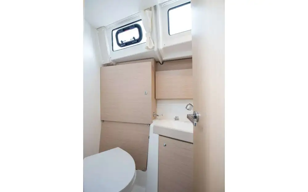 slider 5 Beneteau Oceanis 38.1