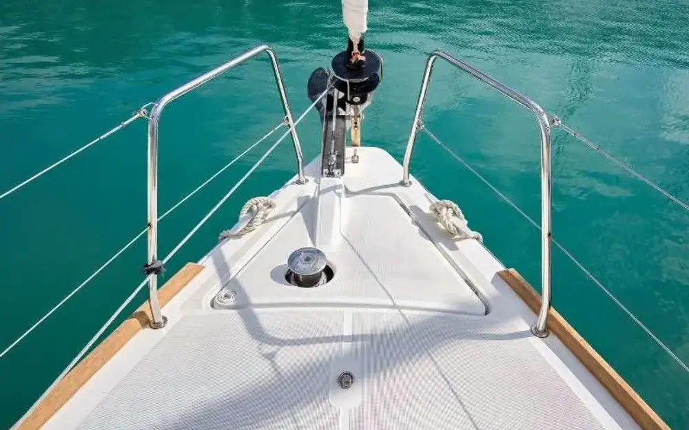 slider 7 Beneteau Oceanis 38.1