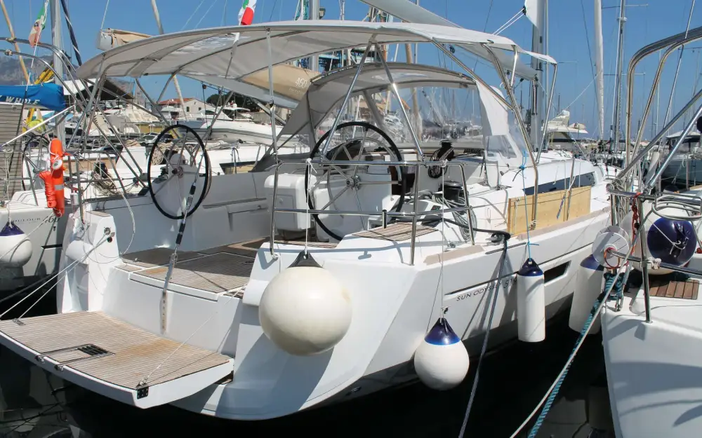 slider 0 Jeanneau Sun Odyssey 519