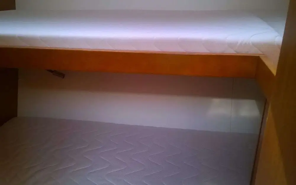 slider 15 Beneteau Oceanis 48