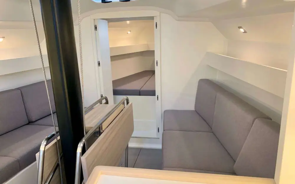 slider 7 Italia Yachts  11.98