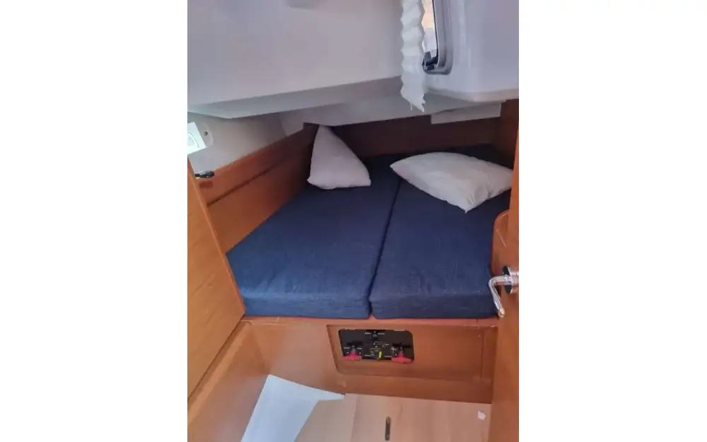slider 3 Jeanneau Sun Odyssey 449