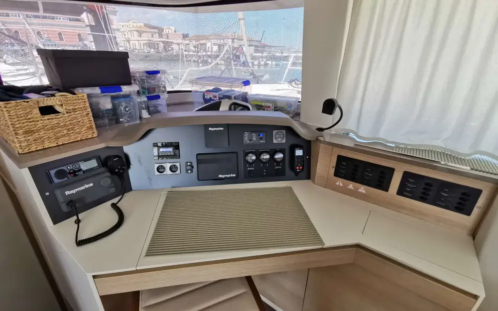 slider 3 Bali Catamarans Bali 4.5