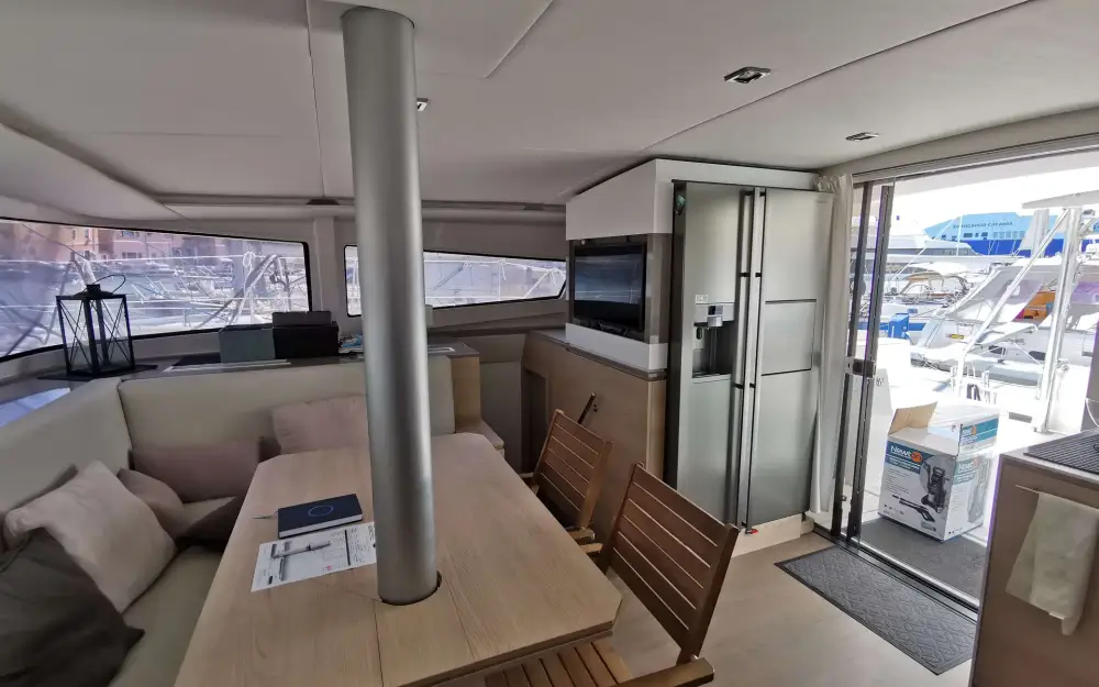 slider 7 Bali Catamarans Bali 4.5