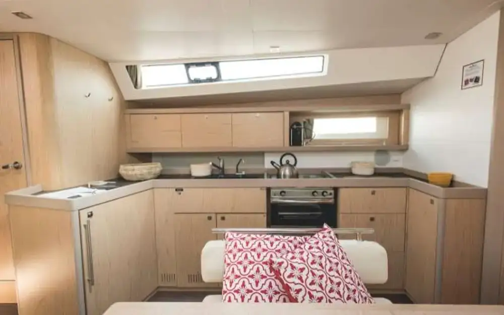 slider 9 Beneteau Oceanis 45