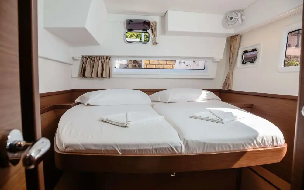slider 13 Lagoon  42