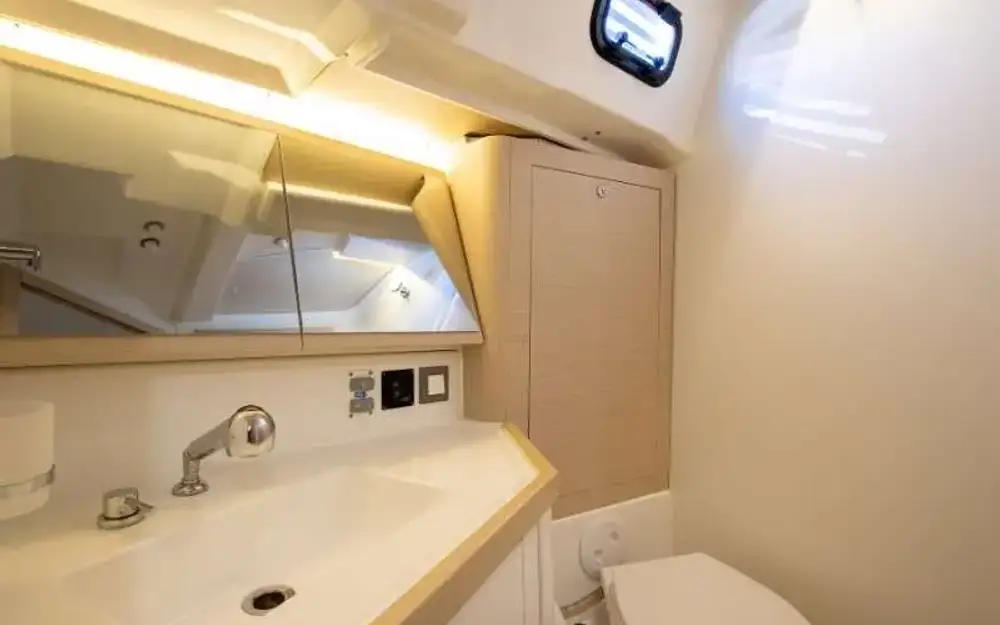 slider 2 Beneteau Oceanis 46.1