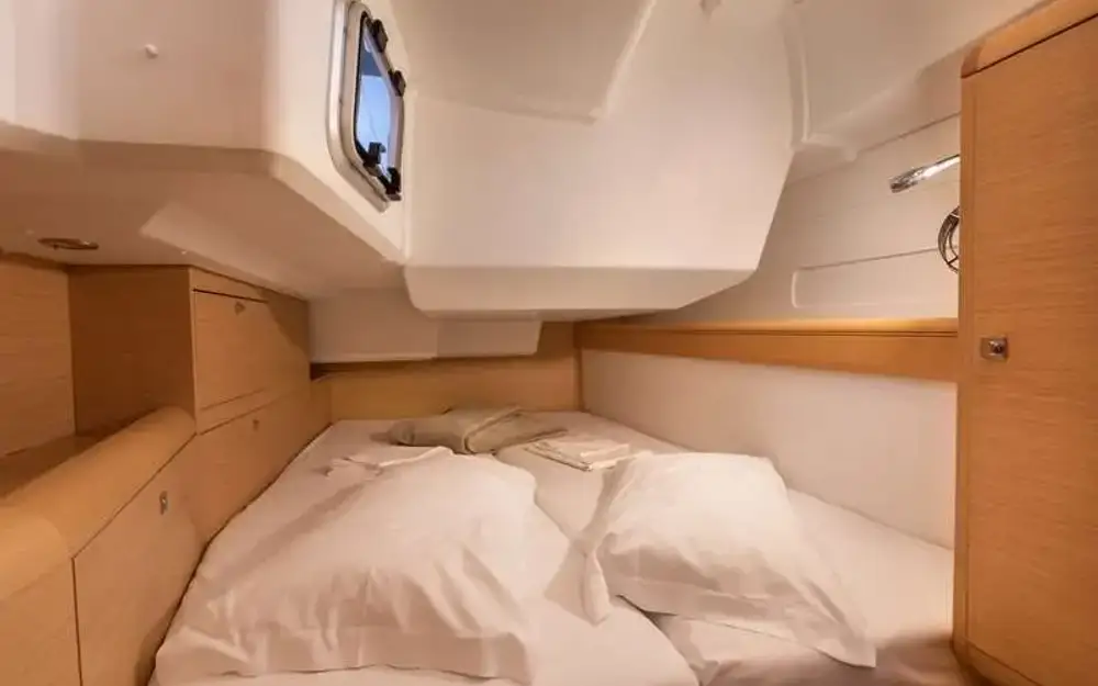slider 1 Jeanneau Sun Odyssey 479