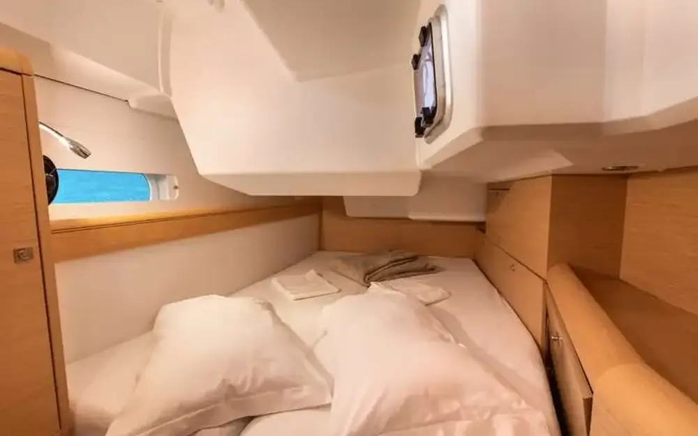 slider 5 Jeanneau Sun Odyssey 479