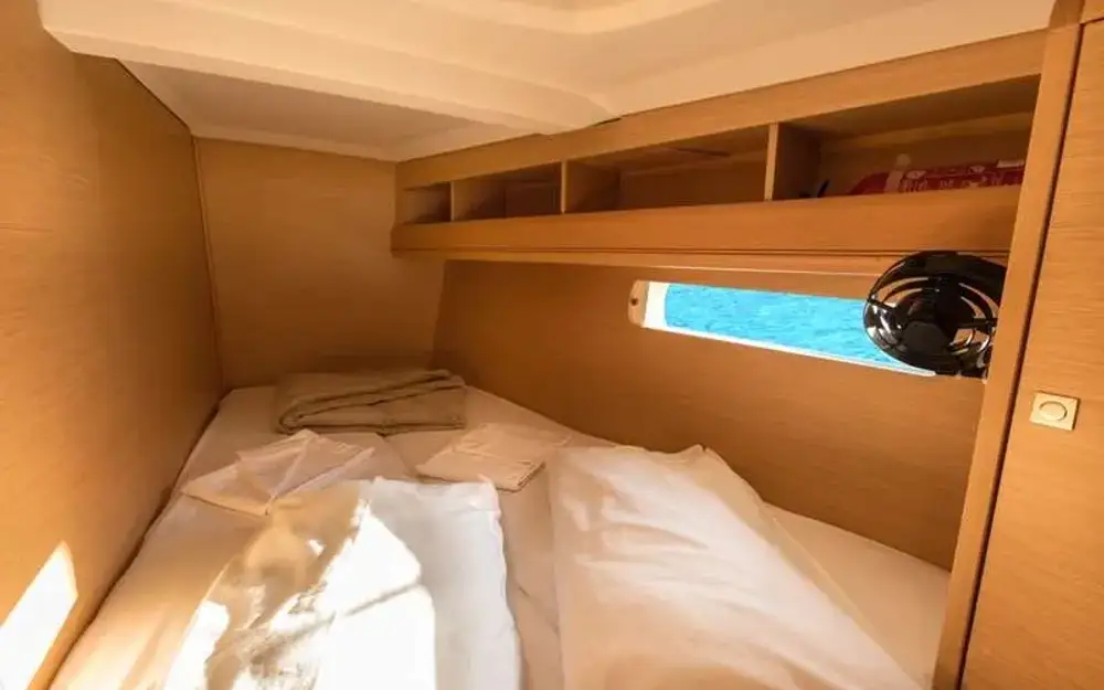 slider 6 Jeanneau Sun Odyssey 479