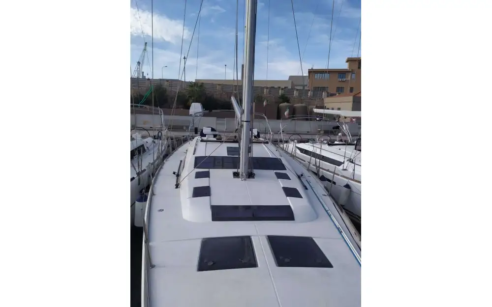 slider 3 Dufour  520 Grand Large