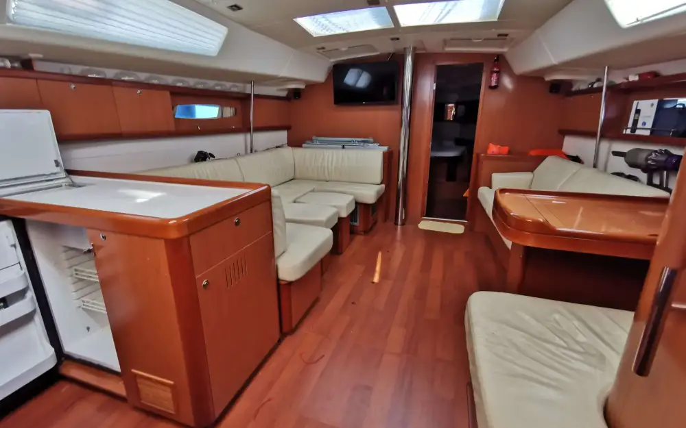 slider 8 Beneteau Oceanis 50