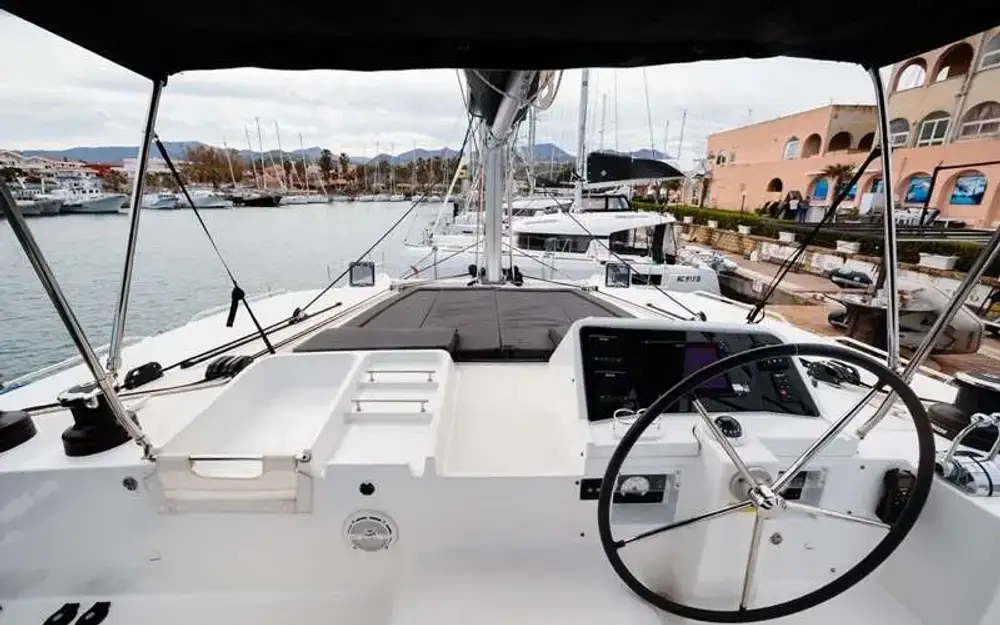 slider 15 Lagoon  450 F