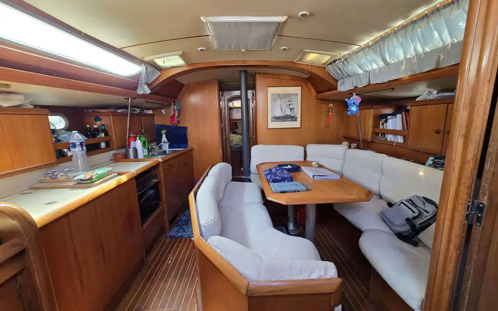 slider 13 Jeanneau Sun Odyssey 42.2