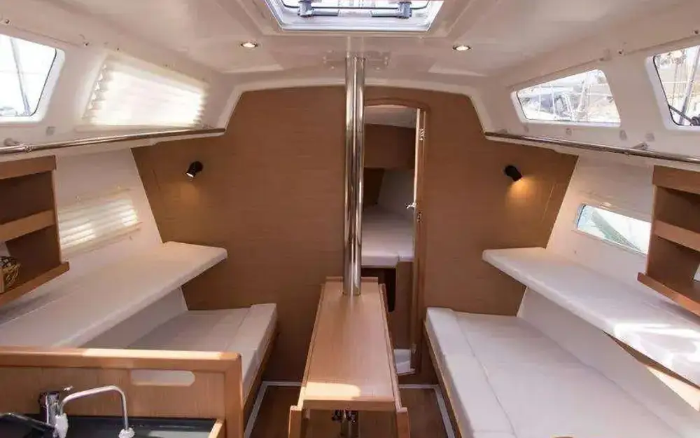 slider 3 Jeanneau Sun Odyssey 319