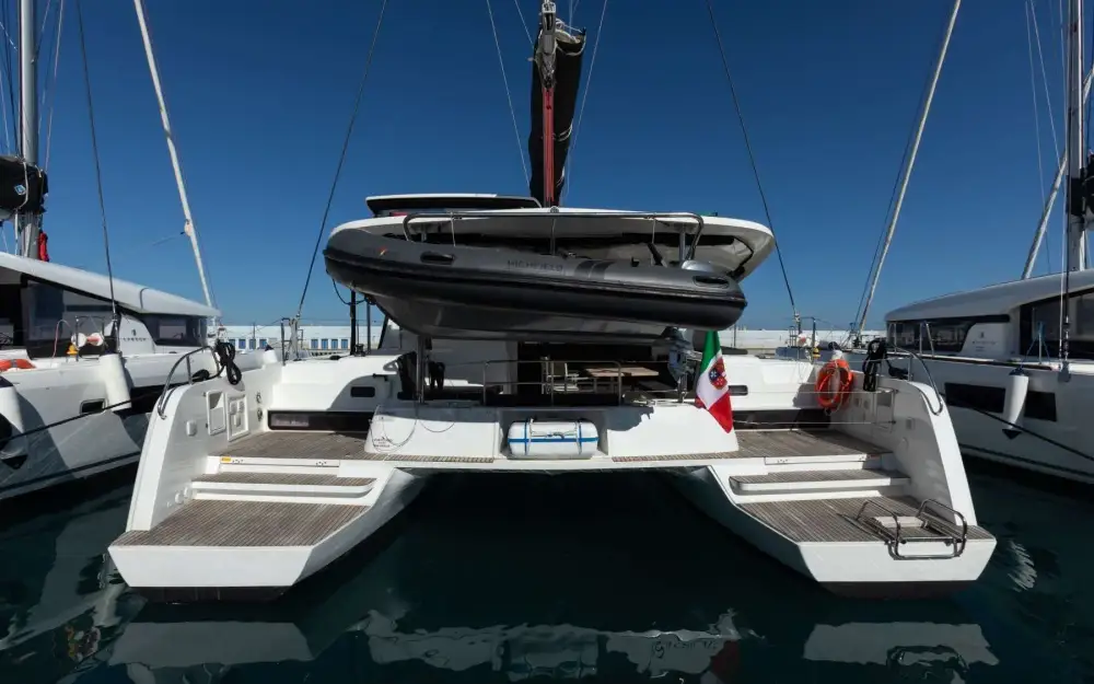 slider 10 Lagoon  42