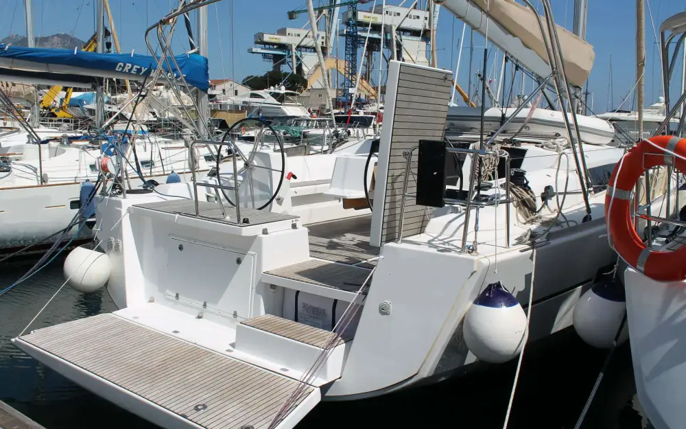 slider 3 Dufour  460 Grand Large