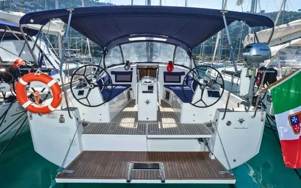 slider 2 Jeanneau Sun Odyssey 410