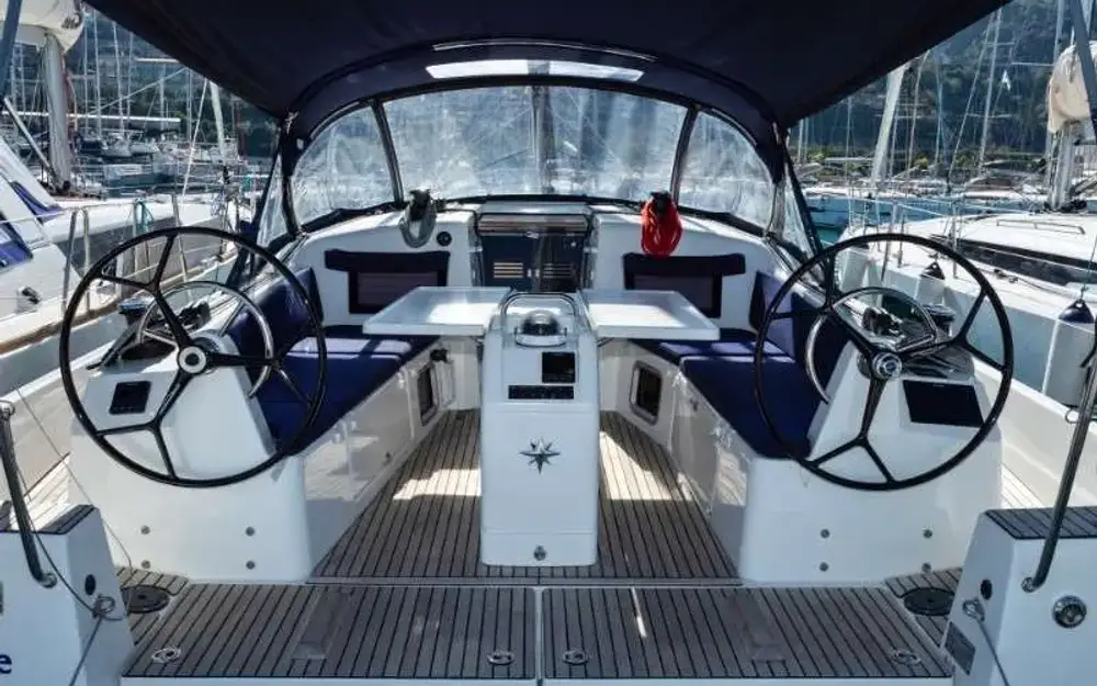 slider 6 Jeanneau Sun Odyssey 410