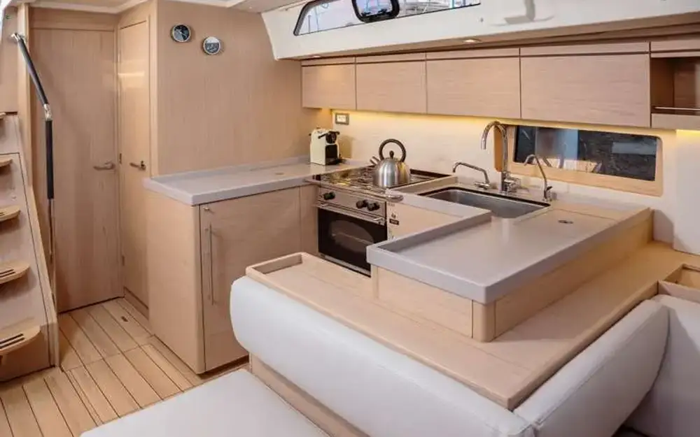 slider 11 Beneteau Oceanis 51.1