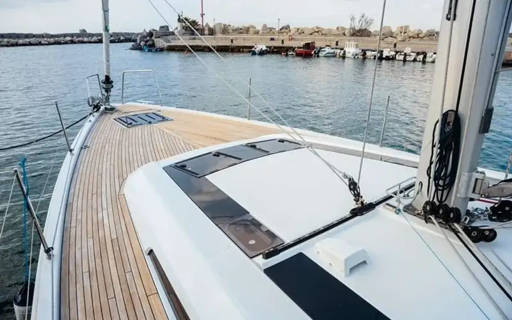 slider 2 Beneteau Oceanis 51.1