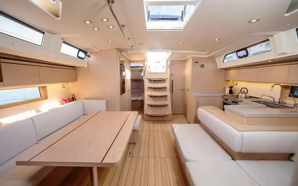 slider 4 Beneteau Oceanis 51.1
