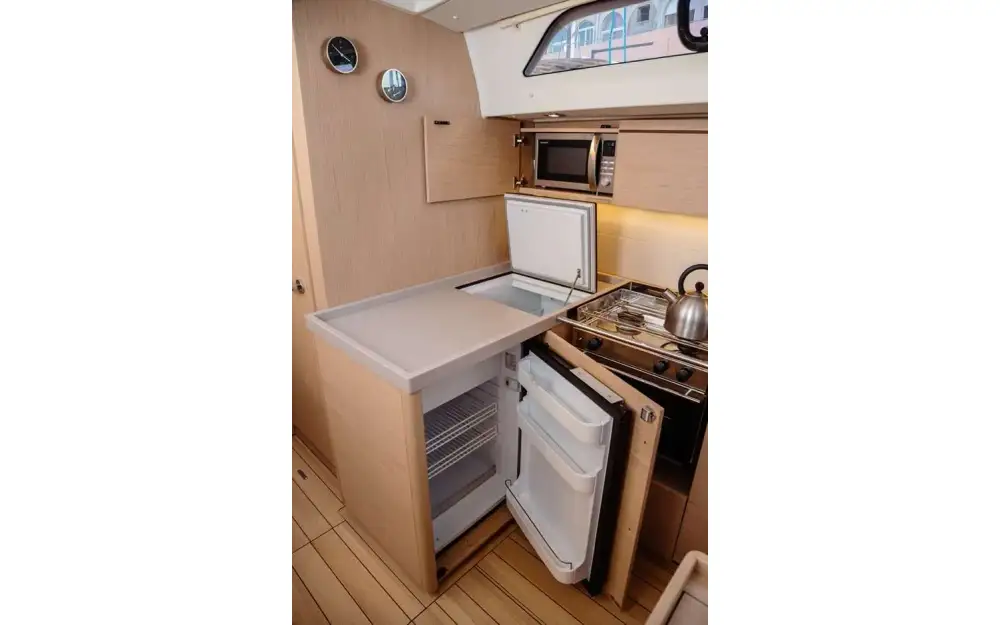 slider 7 Beneteau Oceanis 51.1