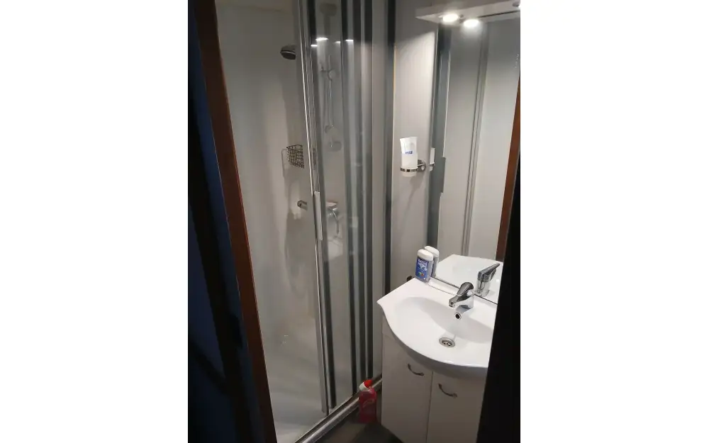 slider 13 Bateau Logement Luxemotor 1930 de 24m 2 cabines