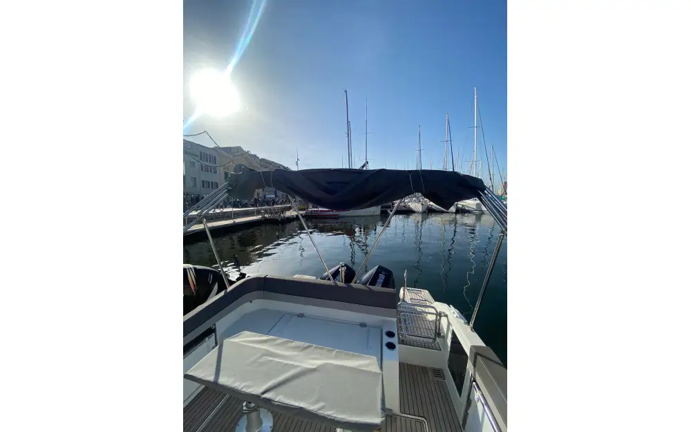 slider 21 Jeanneau Cap Camarat 9.0 WA
