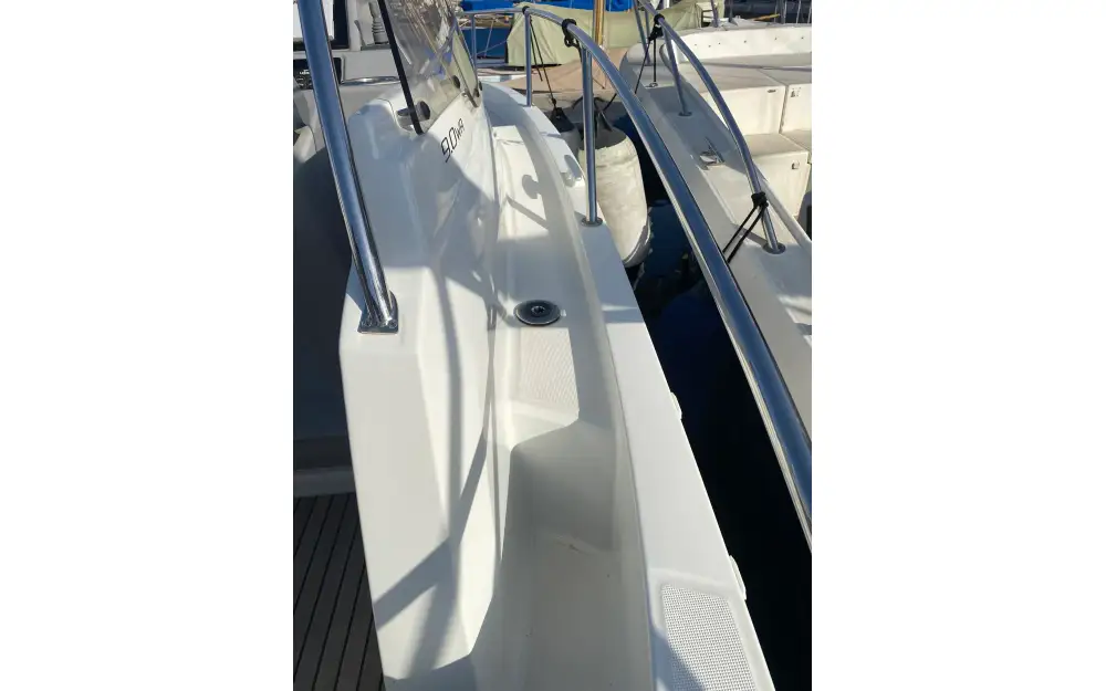 slider 29 Jeanneau Cap Camarat 9.0 WA