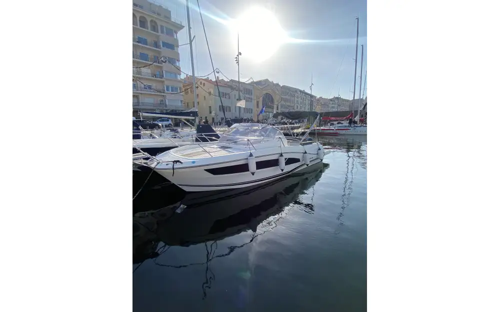 slider 0 Jeanneau Cap Camarat 9.0 WA