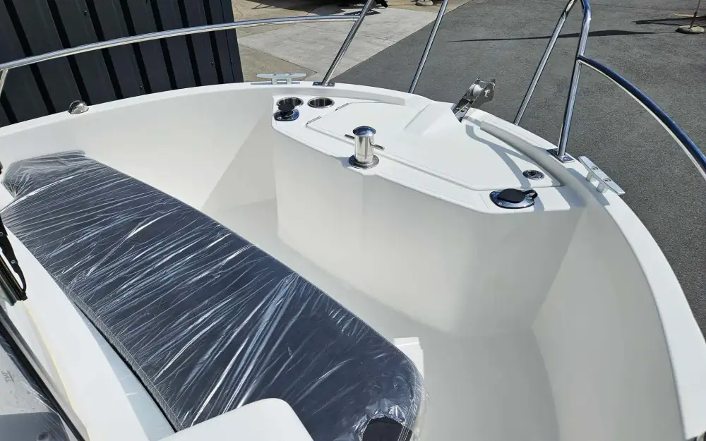slider 10 Beneteau Barracuda 6