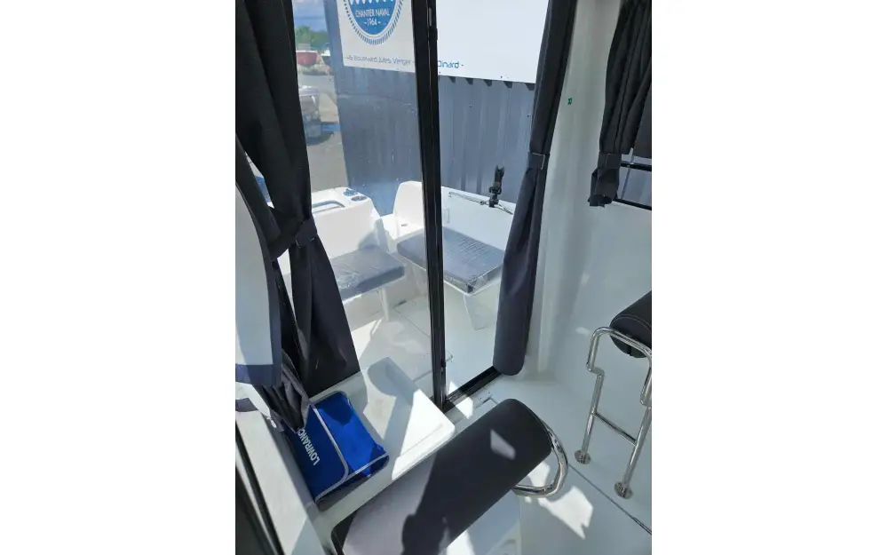 slider 15 Beneteau Barracuda 6